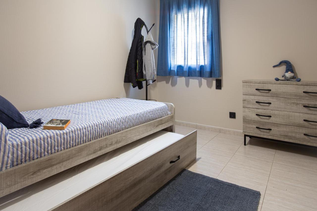El Catllar Apartment รีโปลล์ ภายนอก รูปภาพ